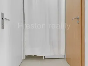 Pronájem bytu 1+kk, Praha - Troja, Písečná, 26 m2