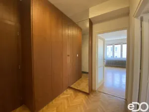Pronájem bytu 2+kk, Praha, Jeremenkova, 53 m2