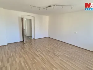 Pronájem bytu 1+1, Kladno, plk. Stříbrného, 40 m2