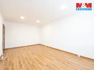 Prodej bytu 2+1, Děčín, Pohraniční, 62 m2