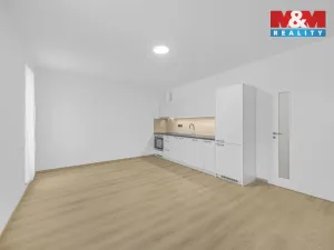 Pronájem bytu 1+kk, Hradec Králové - Nový Hradec Králové, Antonína Petrofa, 32 m2