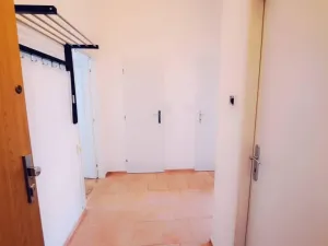 Pronájem bytu 2+kk, Praha - Vinohrady, Sarajevská, 70 m2