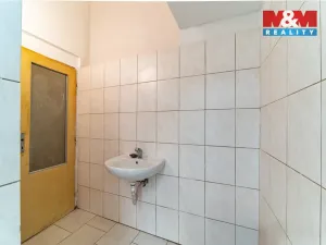 Pronájem obchodního prostoru, Mariánské Lázně, Hlavní třída, 76 m2