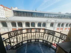 Pronájem bytu 4+1, Praha - Smíchov, 130 m2