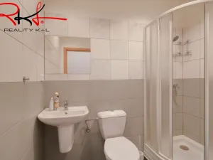 Pronájem kanceláře, Roudnice nad Labem, Husovo náměstí, 101 m2