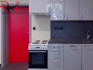 Pronájem výrobních prostor, Martiněves, 198 m2