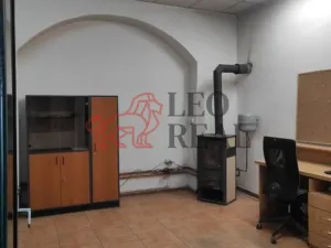 Pronájem obchodního prostoru, Opava - Předměstí, Vančurova, 350 m2