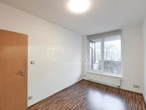 Pronájem bytu 2+kk, Praha - Stodůlky, Laurinova, 47 m2