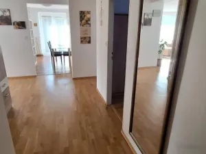 Pronájem bytu 2+1, Praha - Suchdol, Na mírách, 95 m2