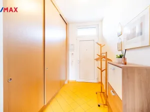 Pronájem bytu 2+kk, Praha - Libeň, Českomoravská, 59 m2