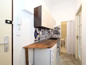 Pronájem bytu 1+kk, Praha - Vokovice, Krátký lán, 30 m2