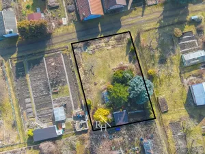 Prodej zahrady, Kladno, 303 m2