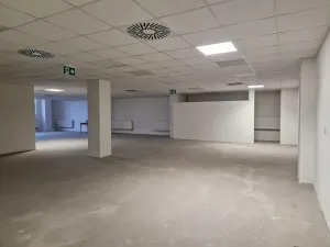 Pronájem obchodního prostoru, Šlapanice, Nádražní, 78 m2