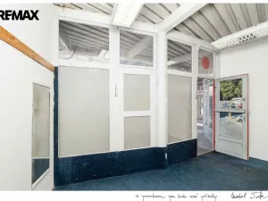 Pronájem obchodního prostoru, Zlín, třída Tomáše Bati, 20 m2