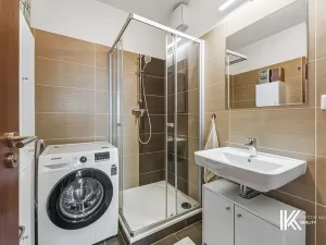 Prodej bytu 2+kk, Pardubice, Na Spravedlnosti, 53 m2