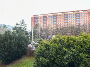 Pronájem bytu 2+kk, Praha - Kobylisy, Famfulíkova, 43 m2