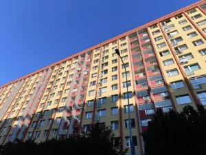 Pronájem bytu 2+kk, Praha - Kobylisy, Famfulíkova, 43 m2