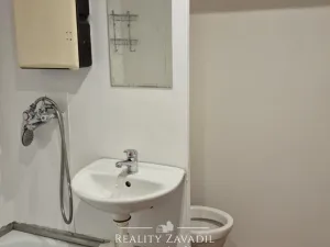 Pronájem bytu 1+1, Frýdek-Místek, Jaroslava Lohrera, 32 m2