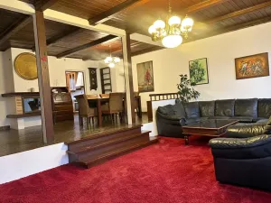 Pronájem rodinného domu, Praha - Motol, Bedrnova, 260 m2