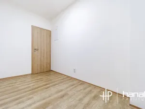 Pronájem bytu 2+kk, Olomouc, Janského, 72 m2
