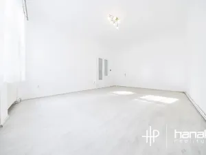 Prodej bytu 3+1, Olomouc, Komenského, 116 m2