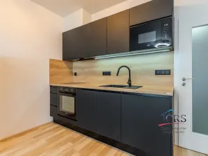 Prodej bytu 1+kk, Praha - Hloubětín, Modrého, 32 m2