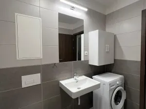 Pronájem bytu 1+kk, Praha - Dolní Měcholupy, Honzíkova, 42 m2