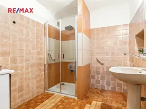 Prodej bytu 4+1, Praha - Malá Strana, Valdštejnská, 117 m2