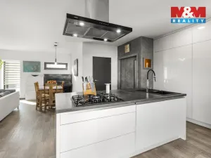 Prodej rodinného domu, Chrudim - Chrudim III, Obce Ležáků, 220 m2