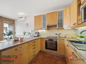 Prodej bytu 3+kk, Hradec Králové, Pouchovská, 84 m2