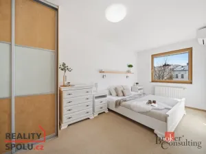 Prodej bytu 3+kk, Hradec Králové, Pouchovská, 84 m2