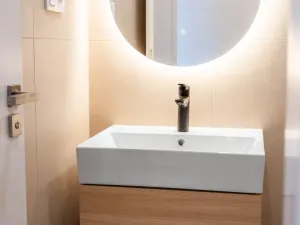 Pronájem bytu 2+kk, Praha - Žižkov, Biskupcova, 48 m2