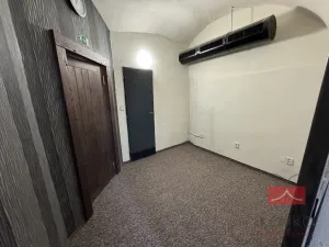 Pronájem bytu 2+kk, Humpolec, Dolní náměstí, 103 m2