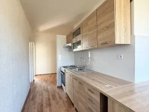 Pronájem bytu 2+1, Klášterec nad Ohří, Jana Ámose Komenského, 60 m2