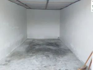 Pronájem garáže, Cheb, Boženy Němcové, 19 m2