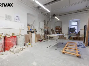 Prodej výrobních prostor, Karlovy Vary - Rybáře, Sokolovská, 2017 m2