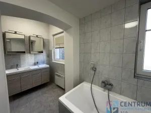 Pronájem bytu 4+1, Jablonec nad Nisou, Podhorská, 113 m2