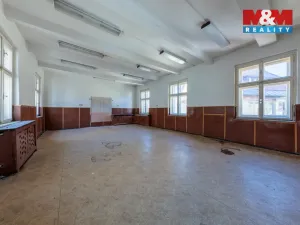 Prodej obchodního prostoru, Abertamy, Bož. Němcové, 800 m2