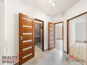 Pronájem bytu 2+kk, Hostivice, Čsl. armády, 42 m2