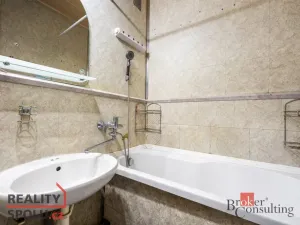 Prodej bytu 3+1, Olomouc - Neředín, Karafiátová, 73 m2