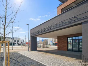 Pronájem bytu 1+kk, Praha - Hloubětín, Poděbradská, 32 m2