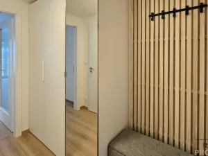 Pronájem bytu 1+kk, Praha - Hloubětín, Poděbradská, 32 m2