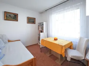 Prodej bytu 3+1, Pardubice, Husova, 75 m2