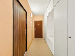 Prodej bytu 3+1, Studená, Komenského, 74 m2