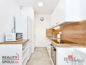 Pronájem bytu 2+kk, Praha - Bohnice, Poznaňská, 43 m2