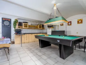 Prodej rodinného domu, Úsobí, 365 m2