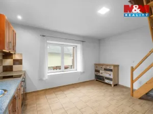 Prodej rodinného domu, Zvoleněves, 94 m2