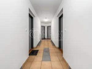 Prodej bytu 2+kk, Praha - Letňany, Tupolevova, 56 m2