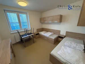 Prodej ubytování, Otrokovice, Objízdná, 3641 m2