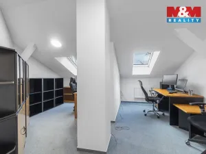 Prodej kanceláře, Ostrava - Kunčičky, Škrobálkova, 700 m2